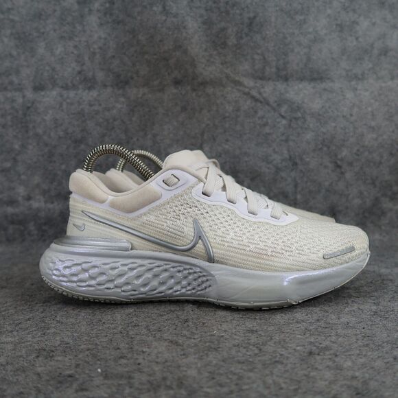 Nike Shoes Womens 6 Athletic Trainer Zoom X Invincible Run Flyknit Sneaker White - Picture 2 of 14
